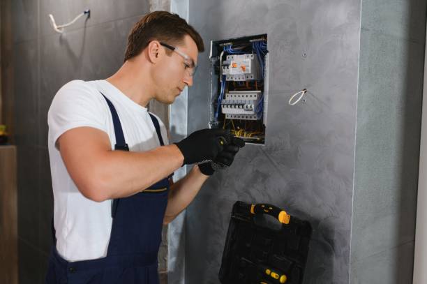 Best Affordable Emergency Electrician  in Nacogdoches, TX